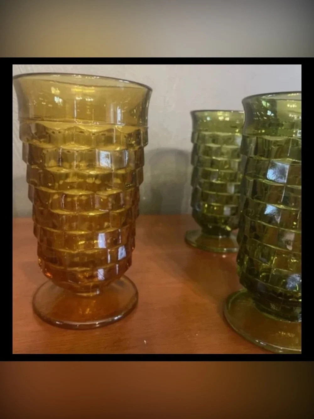 Vintage MCM Indiana Whitehall Cubist 4 Footed Glasses Avacado Green Amber